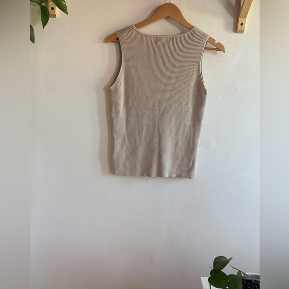 ✨Vintage Emilie Knit Top✨ - size M - Picture 4 of 5